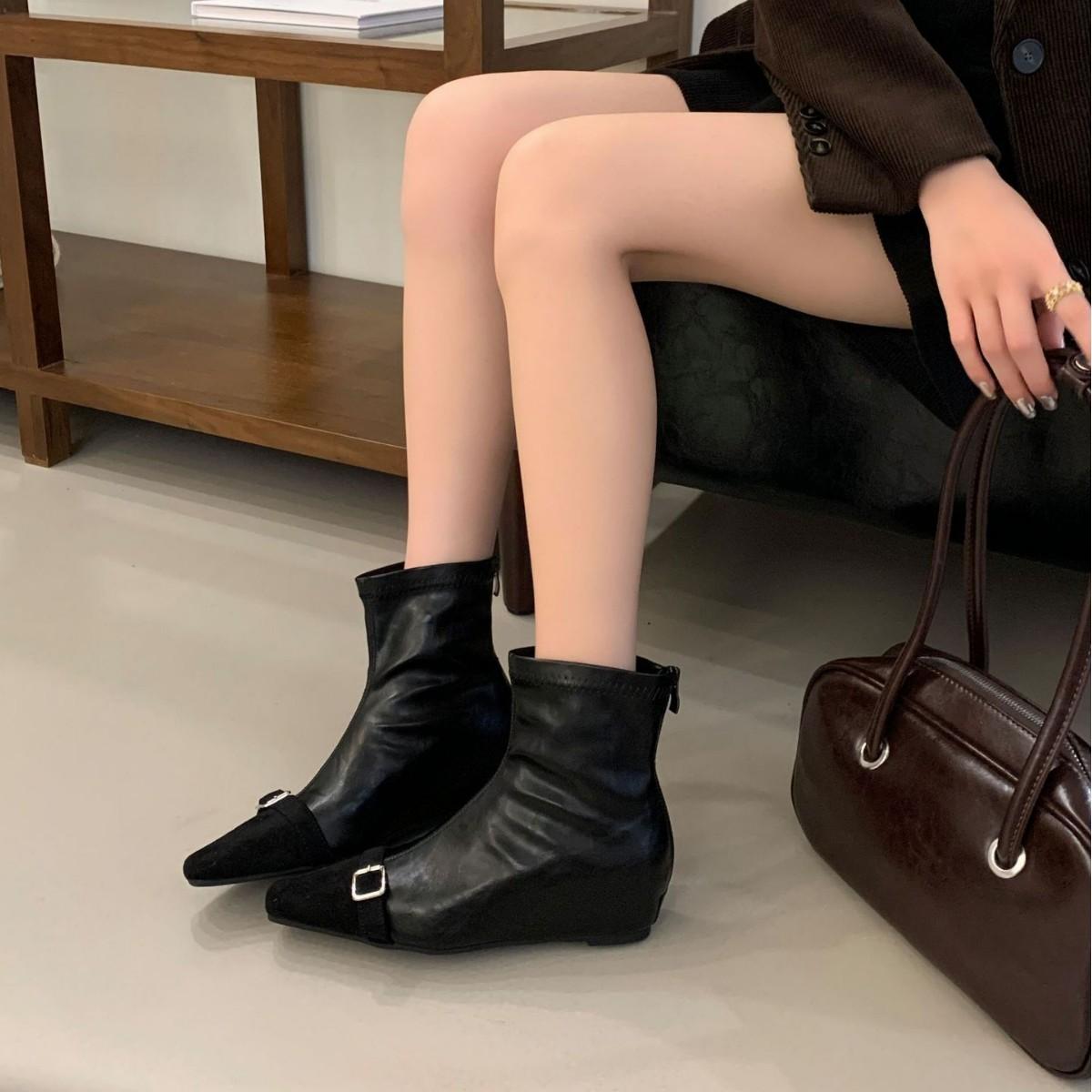 

2025 Autumn Fashion Suede Belt Buckle Inner Slope Heel Back Zipper Low Tube Skinny Martin Women s Boots 39 кофейный