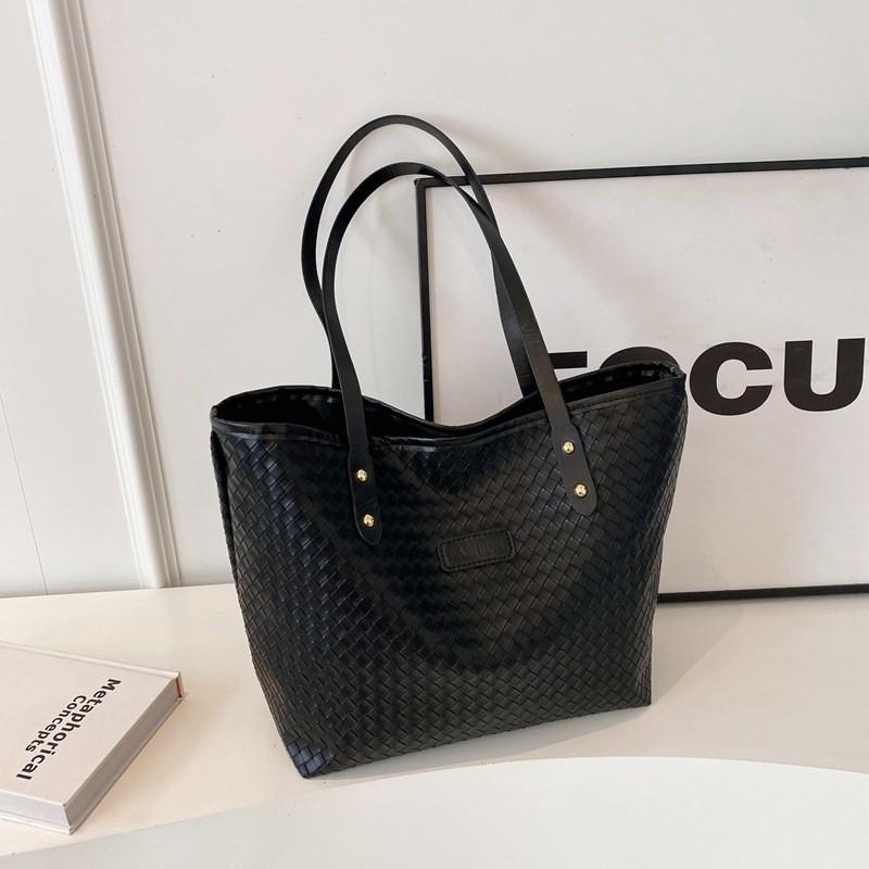 Модная вместительная сумка через плечо 2023 Новая студенческая школьная сумка-тоут Повседневная персонализированная сумка Женская сумка