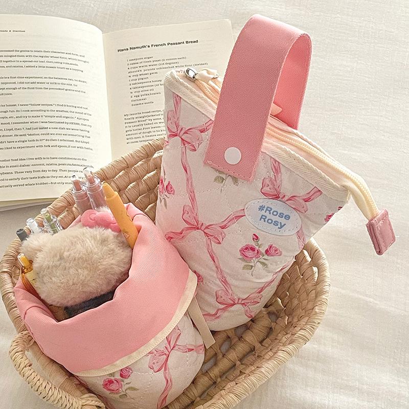 Schleife Blume Stehendes Mäppchen Große Kapazität Stifthalter Tragbares Bleistiftetui Ästhetischer Bleistifthalter Schreibwarenzubehör