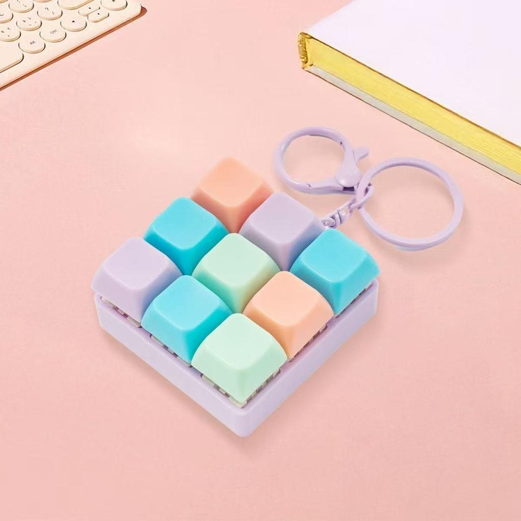1-9 Key Keyboard Buttons, Keychain Toys, Funny Stress Relieving, Relaxing Fingers, Creative and Interesting Pendant Items