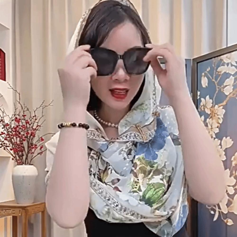 Flower Lady Silk Scarf Sunscreen Travel Photography Scarf Trendy Tudung Scarf Beach
