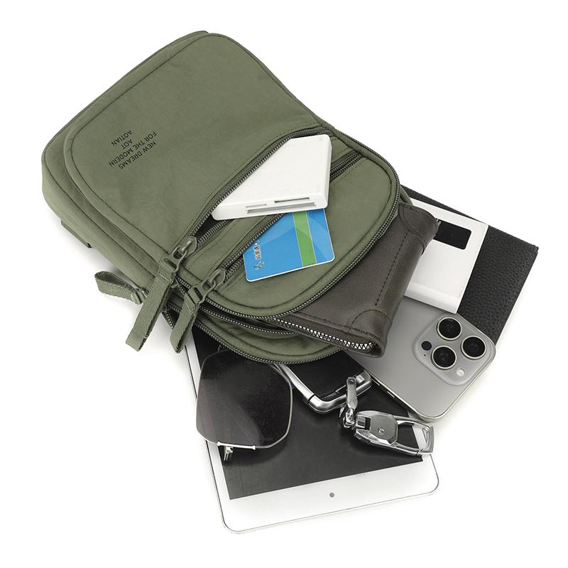 Men's Chest Bag Outdoor Commuter Multi-Layer Crossbody Bag