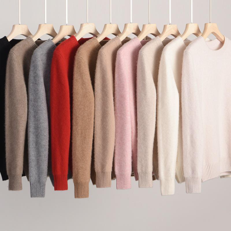 Women's Thickened Cashmere Sweater: Double-Strand Loose Short Knit, Round Neck, Warm Base Layer, Regular Shoulder.