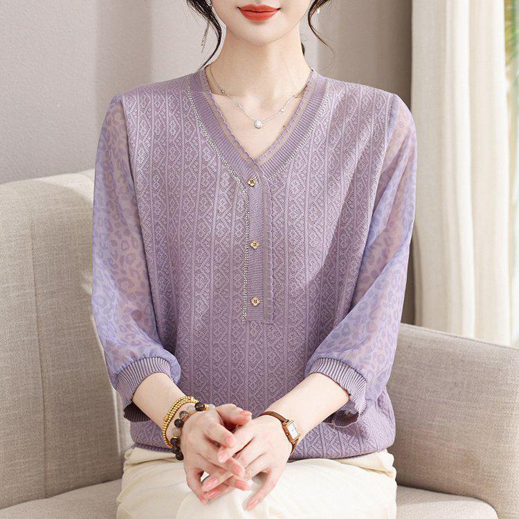 Chic V-Neck Hollow Knit T-Shirt for Middle-Aged Women - Loose, Comfortable Casual Top