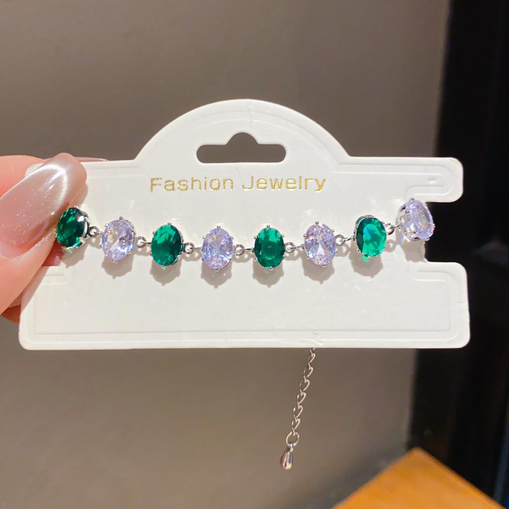 Geometric Zircon Oval Pendant Bracelet For Women With Luxury Style And Gift Occasion