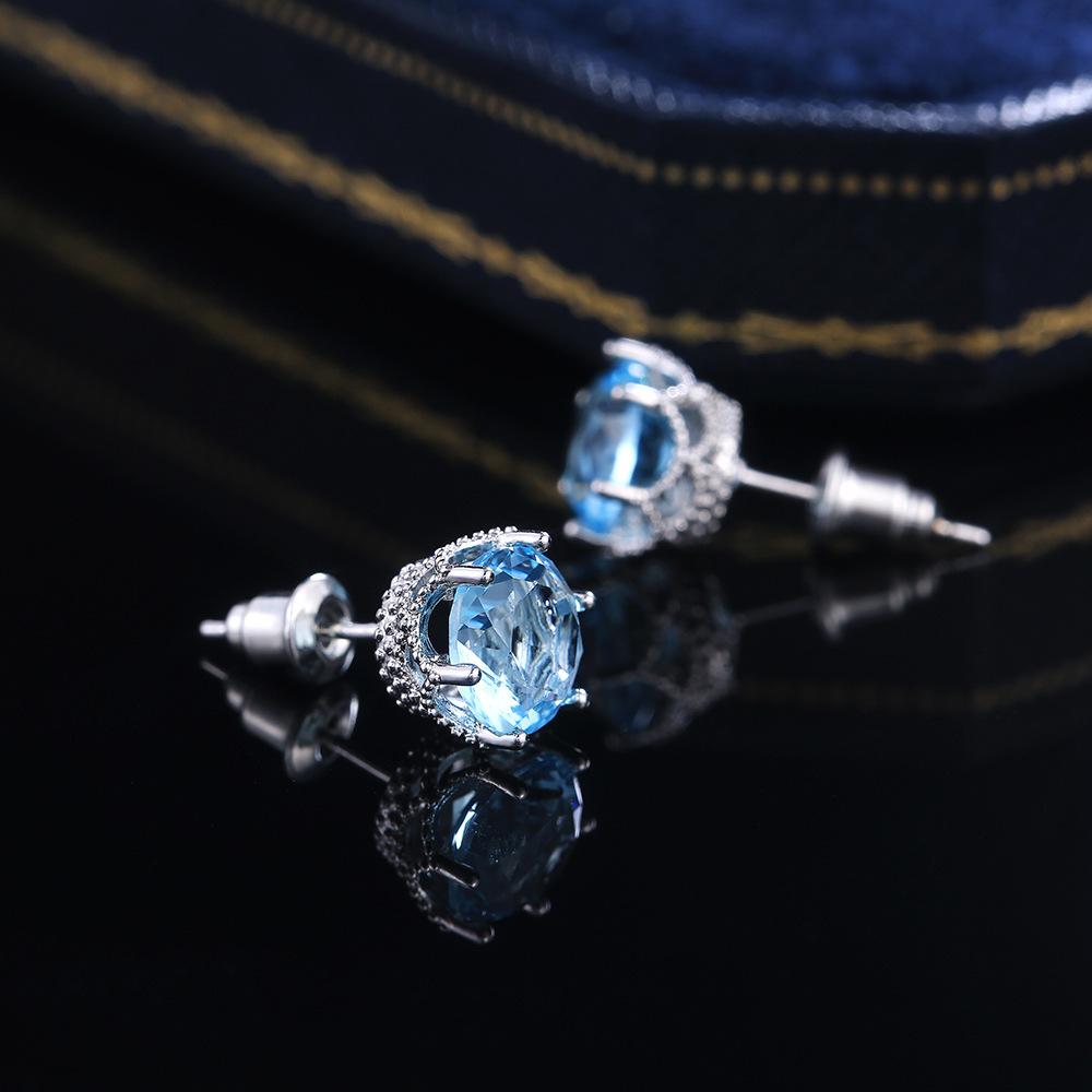 Recommend A Pair of Earrings. Stylish Synthetic Zircon Earrings Are Perfect for Everyday Wear