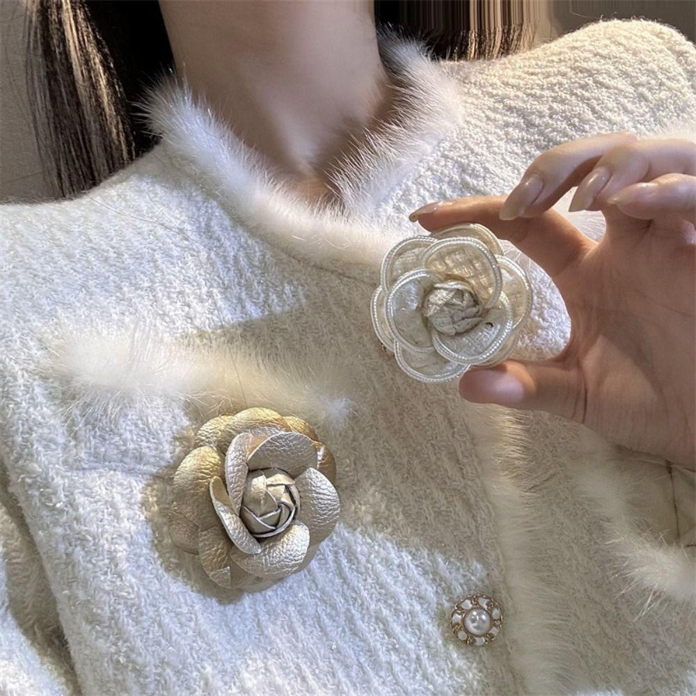 Scarf Buckle Flower Pin Cute Rhinestone Collar Pins Exquisite Camellia Brooch  Jewelry Gifts
