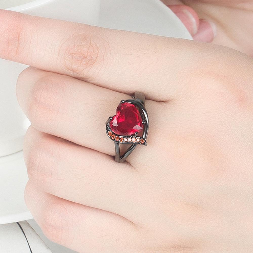 Romantic 18K Black Gold Plated Promise Band Ring Wedding Purple Heart Cubic Zirconia Rings for Women