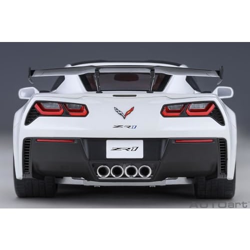 AUTOart 1/18 Scale Chevrolet Corvette (C7) ZR1 White Finished Product