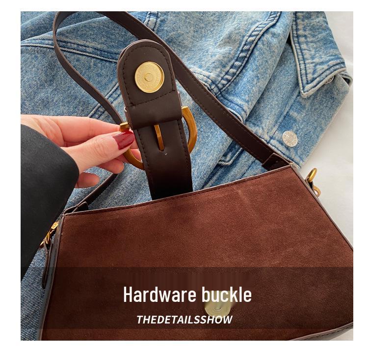 2025 Trendy Retro Women's Square Suede Shoulder Bag