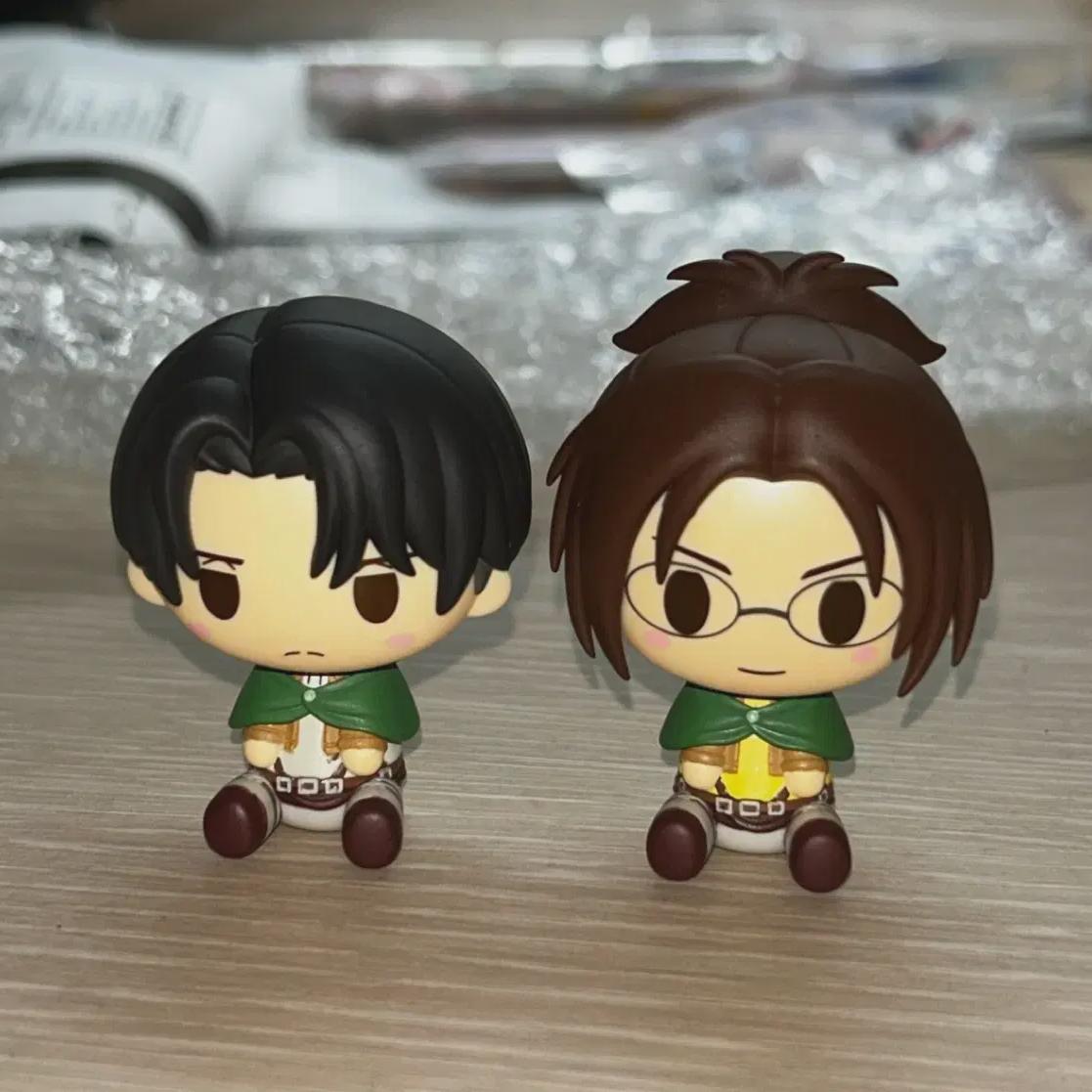 

Attack On Titan Levi Hanji Choco Noko Cheil Lottery Ichibangkuji Mini Figure Attack On Titan