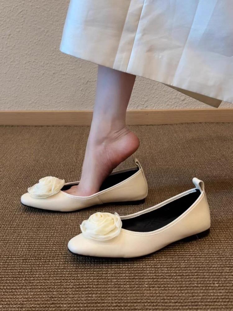 

Sheepskin version~ 2025 new versatile camellia round head flat-soled single shoes for women s fashion soft-soled shallow-mouth ladyshoes 40 белый
