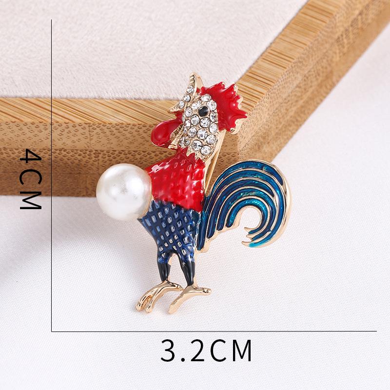 Hummingbird Crystal Rhinestone Brooch: Elegant Alloy Pin for Clothing Accessories