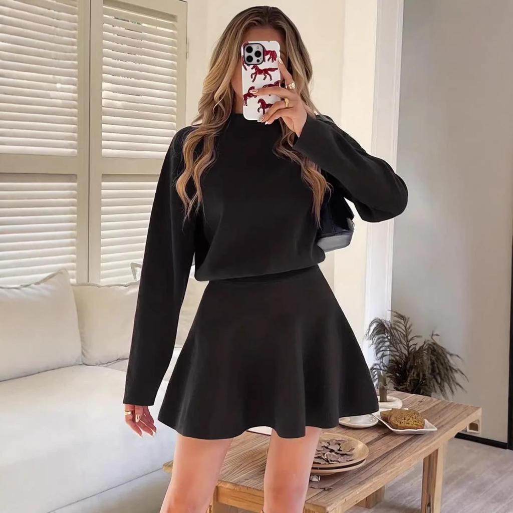 Seventeen Colors Slim Fit Half High Collar Knit Dress in Five Sizes