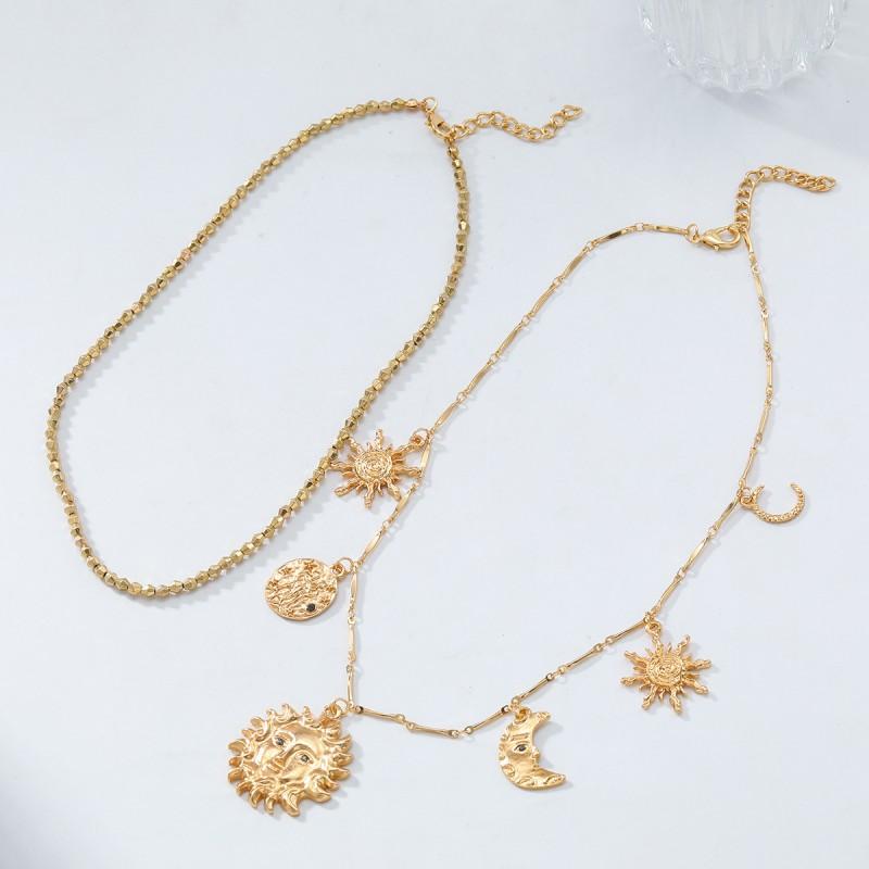 Gold Tone Sun Moon Geometric Pendant Necklace Set Women Layered Minimalist Beach Vacation Jewelry Zinc Alloy Chain 41-50cm