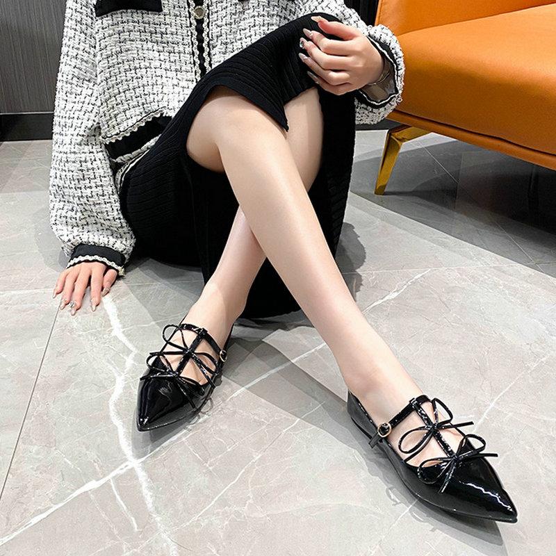 Fashion Flat Shoes for Women 2025 Spring and Autumn Pointed Bow Mary Jane Black Banquet Large Size Women's Shoes
