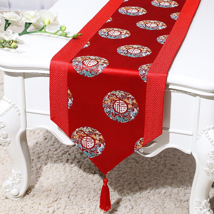 

Chinese Traditional Satin Table Runner Floral Dragon Phoenix Pattern Luxury Wedding Decor Tassel Lace Table Cover Centerpiece (as the picture,33x120cm)