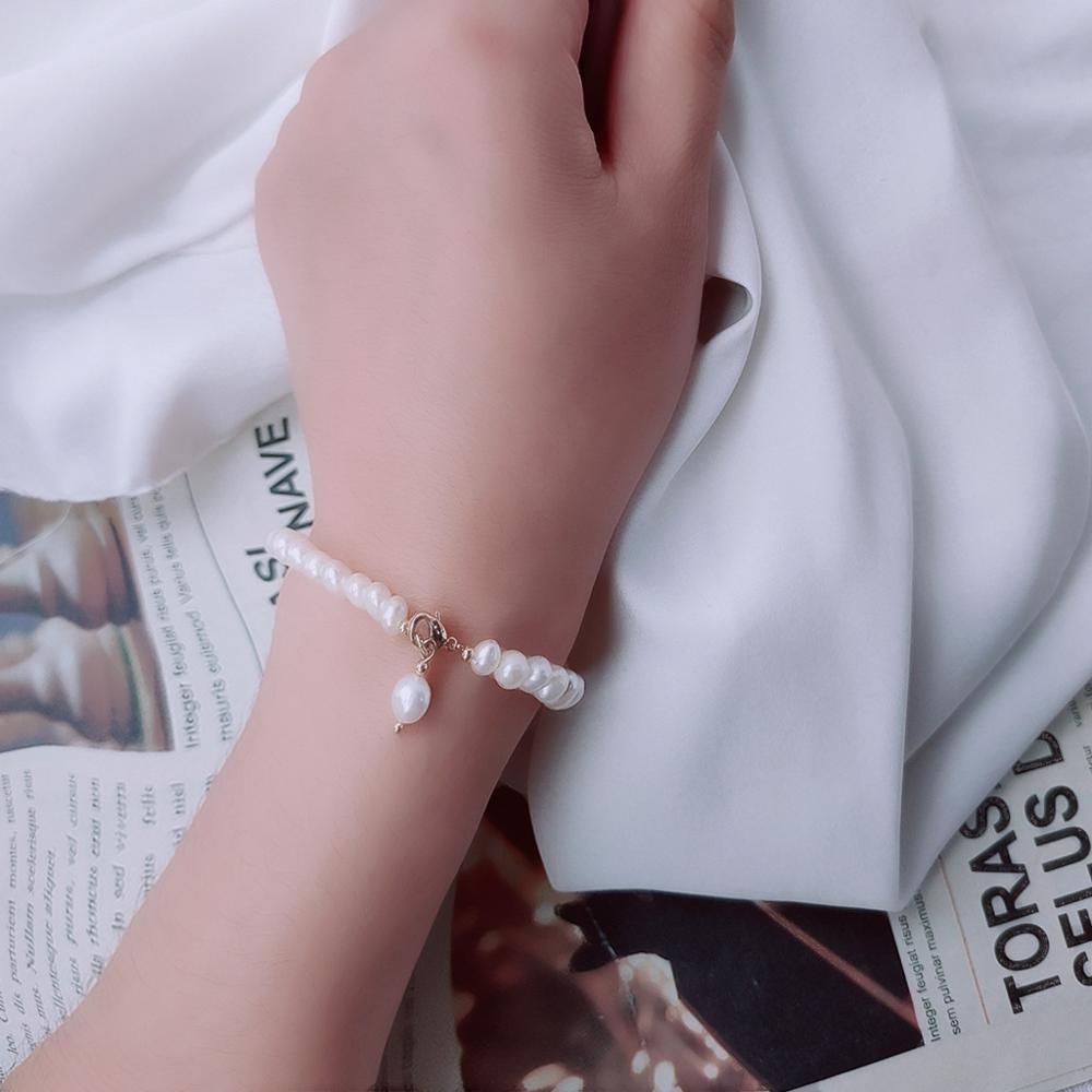 Vysoce kvalitní 14K zlatem plněné přírodní sladkovodní perly Dámský náramek Propagační šperky Přítelkyně dárek k narozeninám