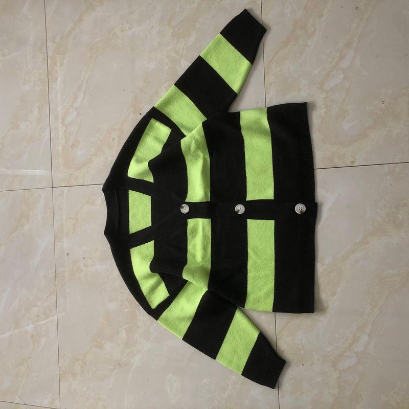 

Кардиган большого размера жаккардовой расцветки в полоску, осень-зима, новая одежда для женщин, V-образный вырез, однобортный, длинный рукав 32100 Black and Green spell C- 9-15-3 One size