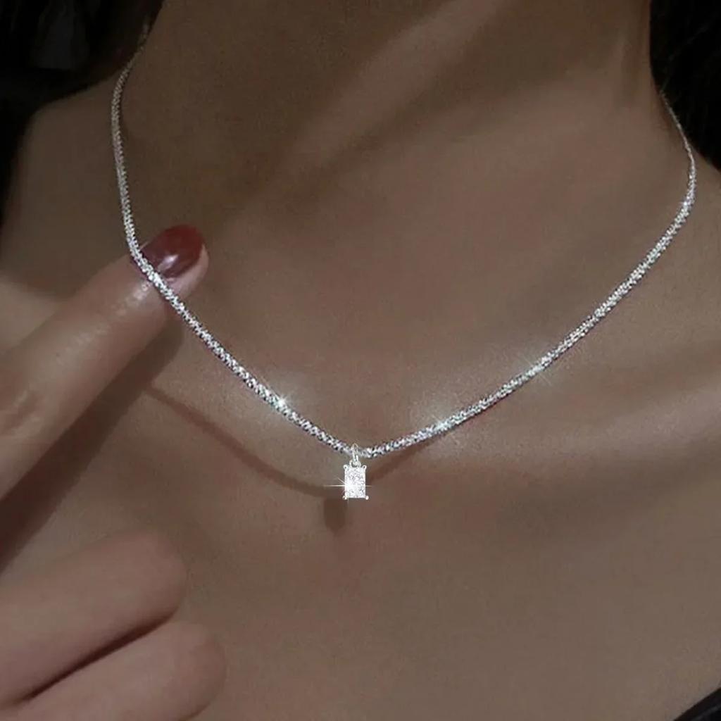 New Temperament Shiny Double Layer Cross Pendant Cross Pendant Necklace for Women Charm Collarbone Chain Jewelry Accessory Gift