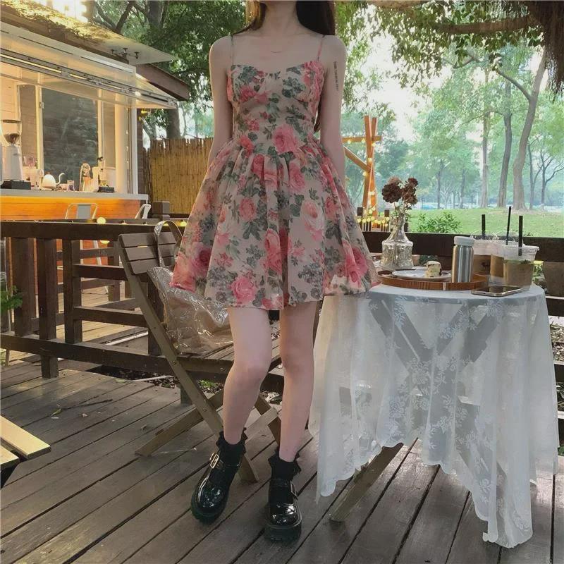 High-Waisted Floral Suspender A-Line Dress - French Spring/Summer Style.