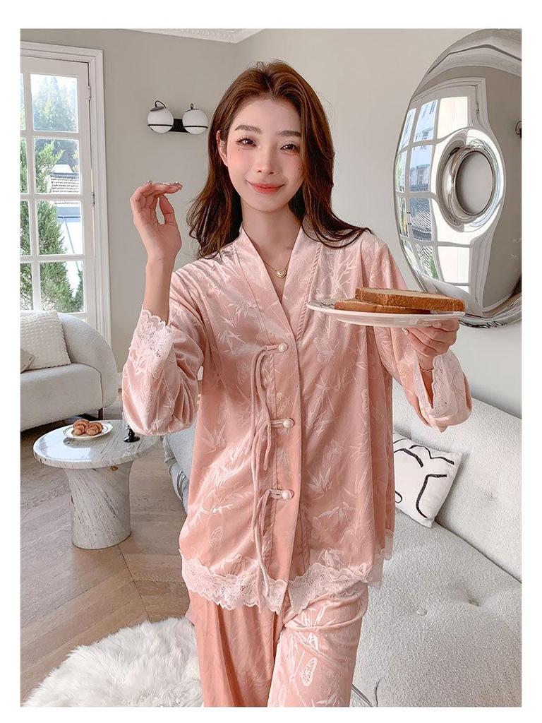 Elegant Autumn/Winter Women's Pajamas - Pure Desire, High-End Style with a Radiant Look