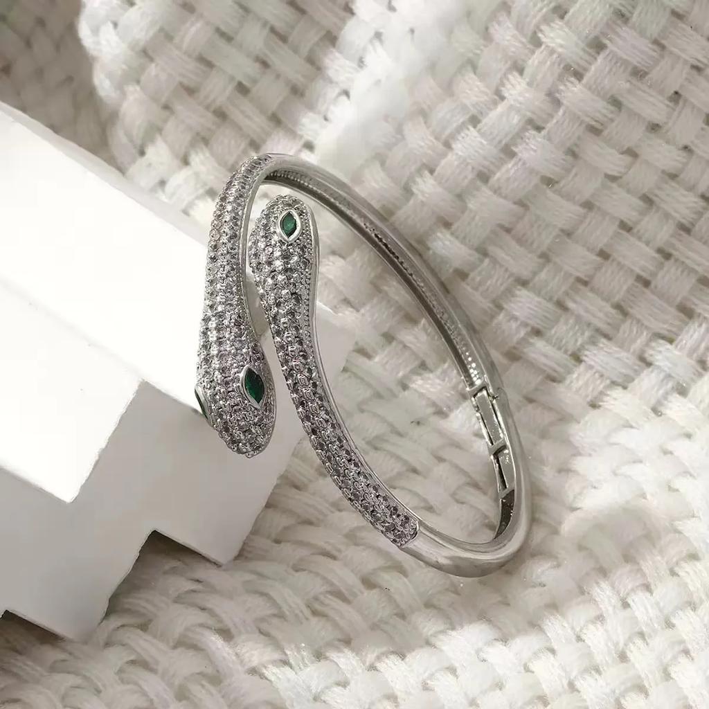 Electric Serpentine Zircon Open Bracelet High Fashion Bracelet