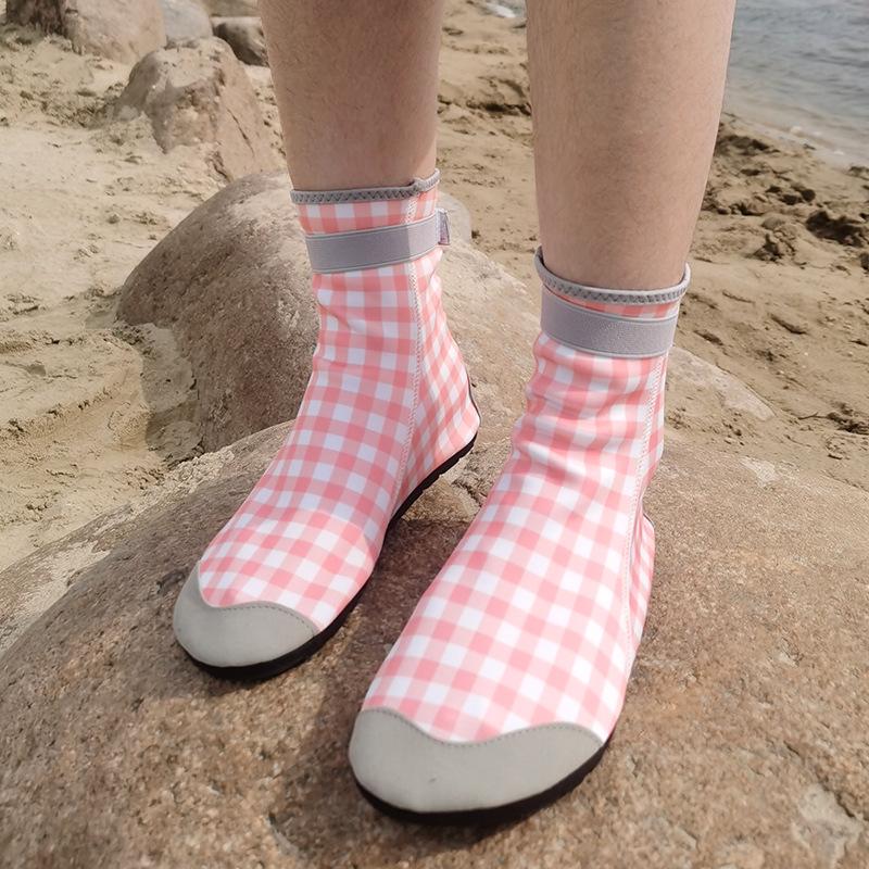 Kids Beach Shoes Summer Water Socks Soft Sole Anti-Cut Anti-Slip High Top Long Tube Swim Shoes For Babies Ideal For Beach And River Activities