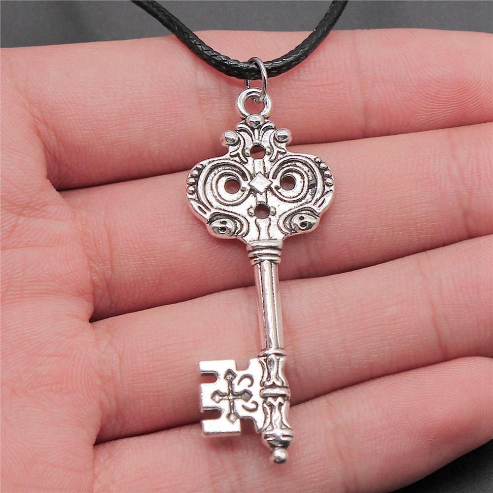 Sports Travel Adventure Themed Pendant Antique Bronze Silver Metal Mom Collar Necklace Hot Sale
