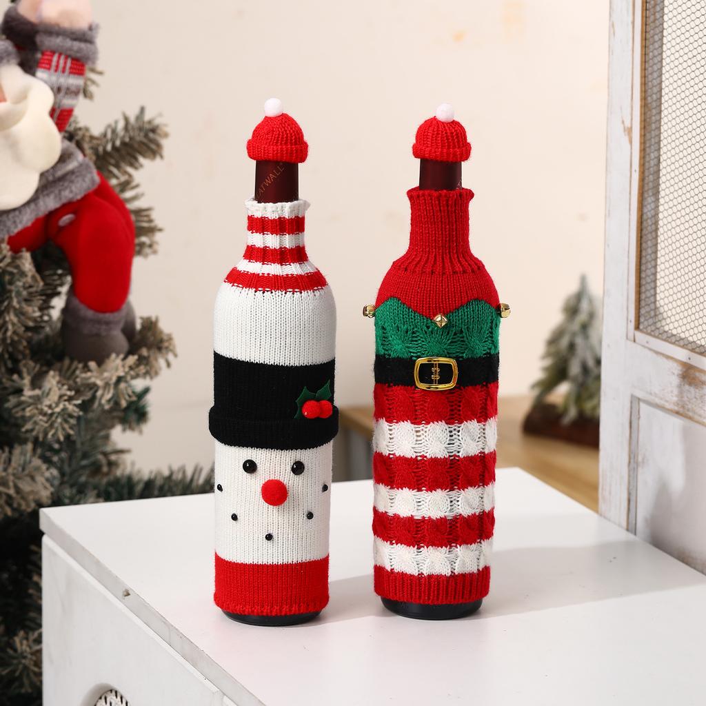 Christmas decorations red wine champagne set cartoon knitted wine bottle set hotel restaurant atmosphere scene layout