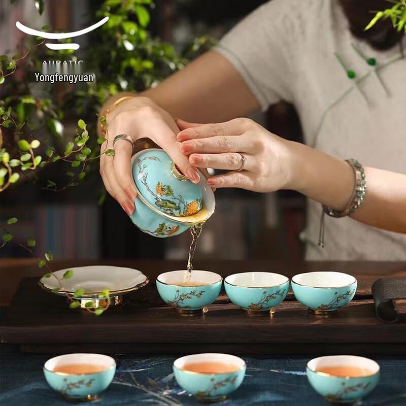 Yongfengyuan Madam Ceramic West Lake Blue 9-Piece Tea Set