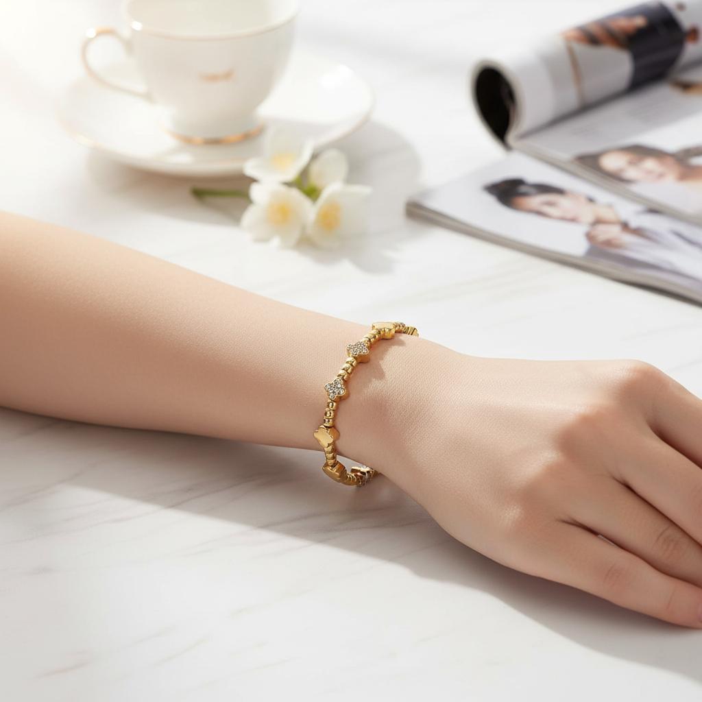 Zircon Star Beaded Bracelet Stainless Steel 18K Gold Plated 18cm Chain Length