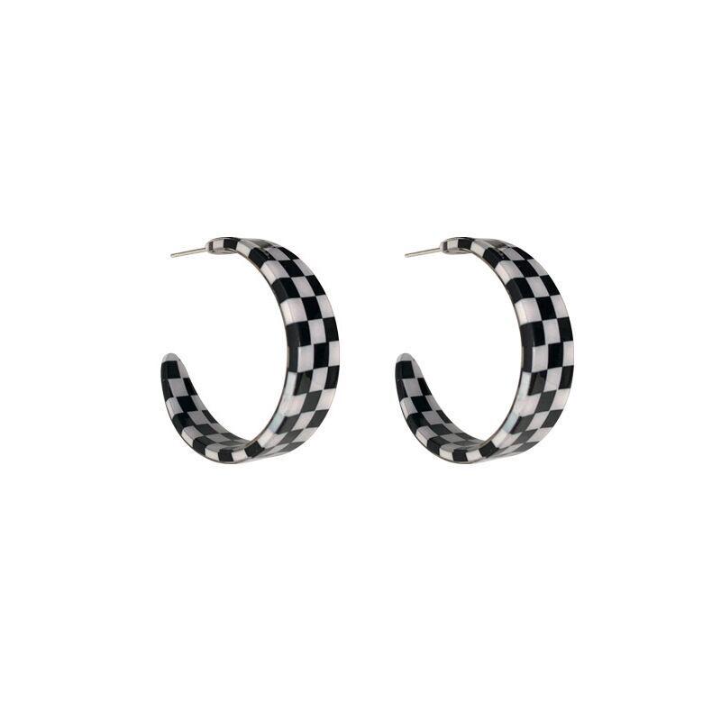 925 Silver Needle Retro Large Circle Black & White Checkered Earrings - All-Season Checkerboard Design for Women.