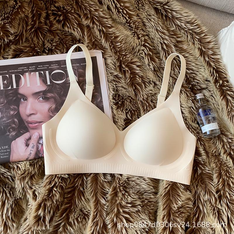Traceless Cloud Underwear Women's Small Breasts Gather Up, No Steel Ring, Medium Mold Cup Exercise, Close the Breasts To Prevent Sagging