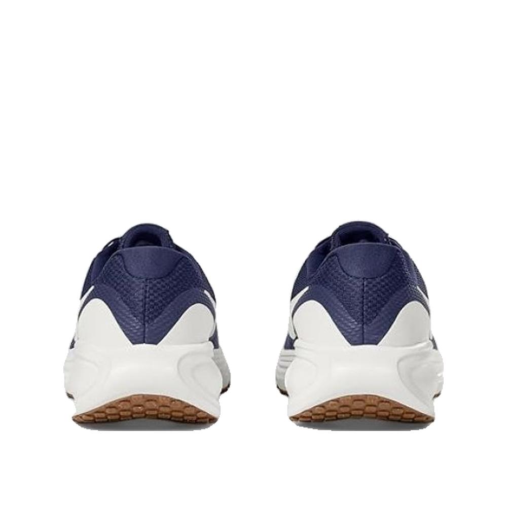 Sneakers Nike Revolution 8