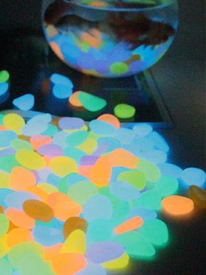 100pcs-Small Luminous Stone Glowing Pebble Garden Fish Tank Landscaping Fluorescent Stone - Random Color