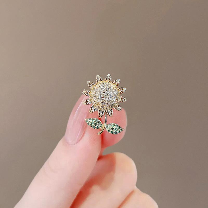 New brooch high-end high-end pin exquisite suit corsage wholesale fixed clothes