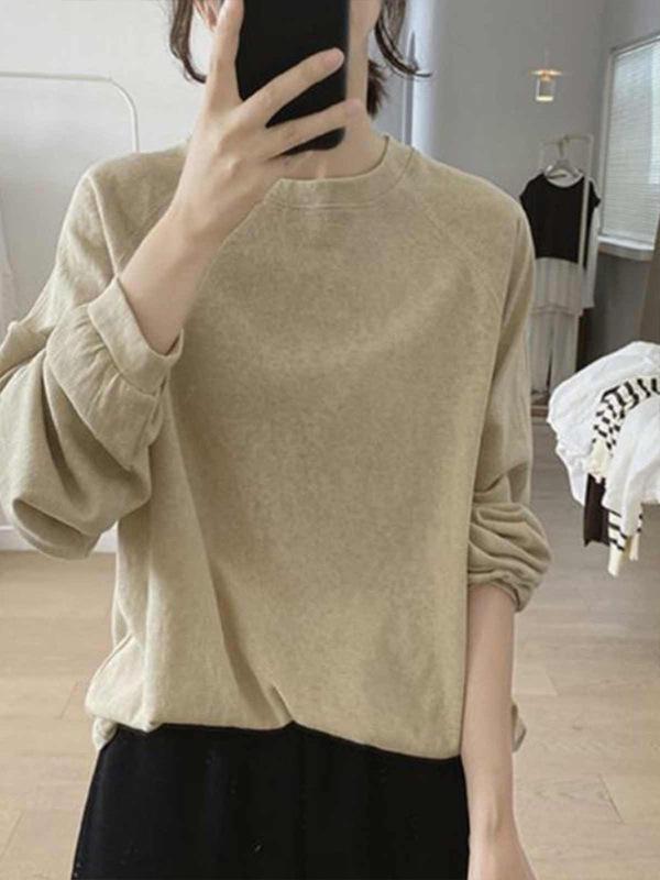 Women's Korean-Style White Long-Sleeve Round Neck Base Layer Top for Autumn/Winter - New Arrival, Loose Fit.