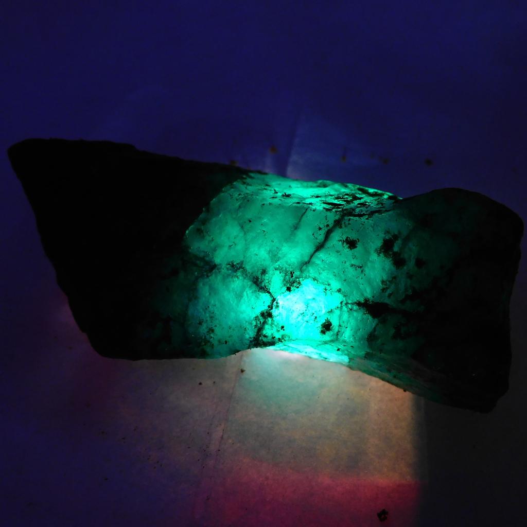 Green Emerald Rough Earth Mined 476.60 Ct Natural Loose Gemstone CERTIFIED M-642-Ra