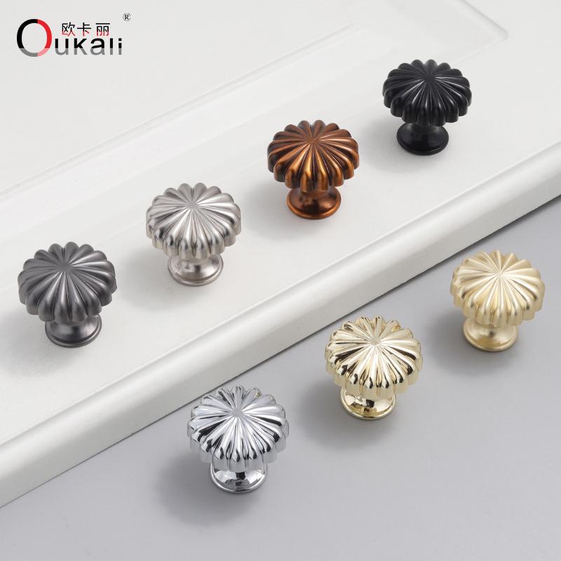 Oukali Modern Style Furniture Cabinet With Zinc Alloy Handles and Knobs for Workshop Staircase Villa Mall Home