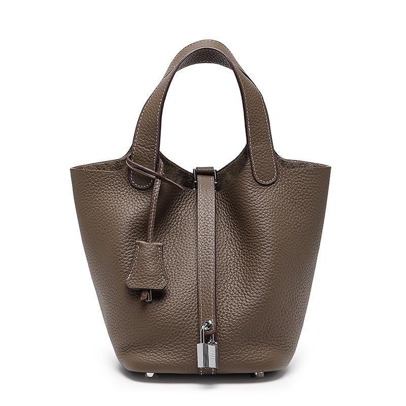 Vegetable Basket Bag Women's High-quality Leather Exquisite Bucket Bag, Niche Large-capacity Women's High-end Handbag
