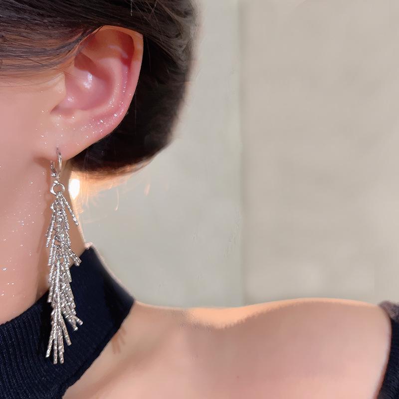 Long Tassel Earrings - Elegant, Light Luxury, Face-Slimming Ear Jewelry