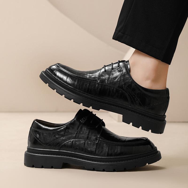 

Кожаные повседневные мужские туфли, деловые кожаные туфли, мужские нескользящие износостойкие мокасины на толстой подошве 44 чёрный