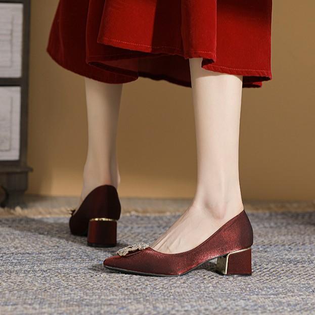 Fashion Rhinestone Buckle Wedding Shoes Women's 2024 Autumn New British Style Pointed Thick Heel High Heels Shallow Single Shoes Women's Shoes