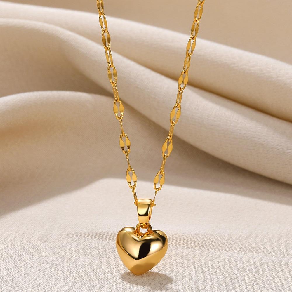 Love Pendant Love Heart Necklace Hollow Collarbone Choker New Pendant Necklace  Gift