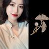 Ginkgo Biloba Brooch Female Anti-light Brooch High-grade Atmospheric Leaves with Jewelry Pins Wholesale