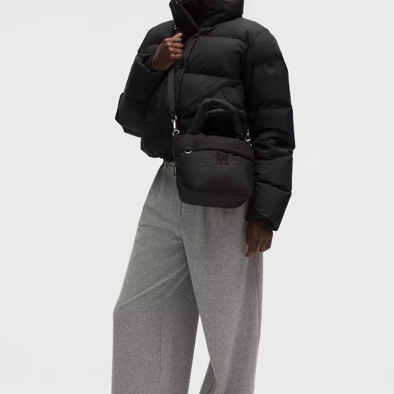 Lululemon On My Level Logo 3L D-Ring Haken Schnallenverschluss Handtasche Klein Damenhandtaschen Schwarz LW9GC3S-0393