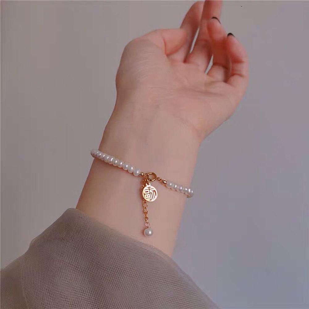 Temperament Fashion Chain Good Luck Hand Chain Pearl Pendant Korean Style Bracelet Women Bracelet