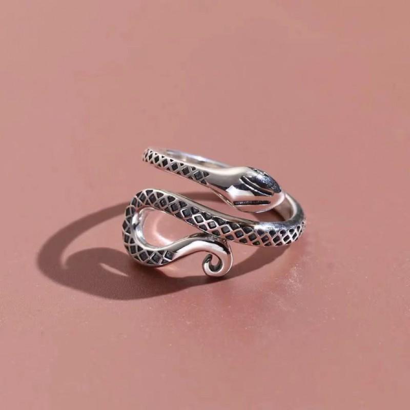 Adjustable Open Ring With Vintage Snake Texture Design Unisex Retro Statement Jewelry Daily Wear