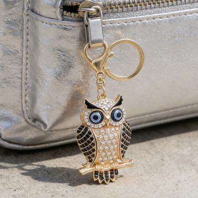 Keychain Pendant 3D Cartoon Owl Design Sparkling Rhinestones Inlaid Enamel Wings Key Chain with Lobster Clasp Key Ring Bags Accessories